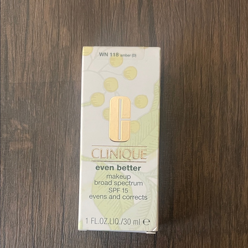 Clinique Even Better Makeup SPF 15 - WN 118 Amber